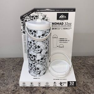 LIMITED EDITION HydraPeak Skull 32 oz Tumbler With Extra Lid and Straw